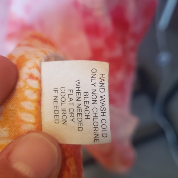 Venus - Swim - Picture 8 of 8